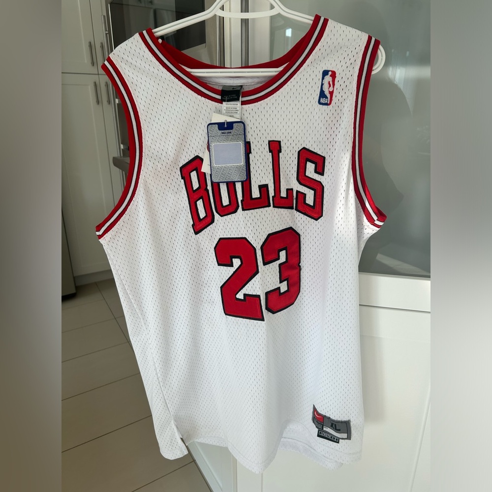 NBA Bulls White and Red Jersey